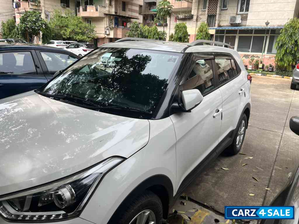 Polar White Hyundai Creta 1.6SX Polar White Hyundai Creta 1.6SX