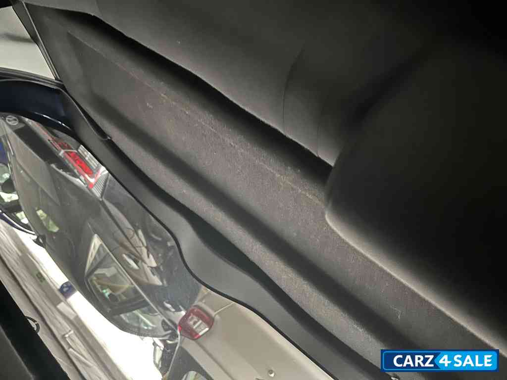 Maruti Suzuki Swift Vxi AT Maruti Suzuki Swift Vxi AT
