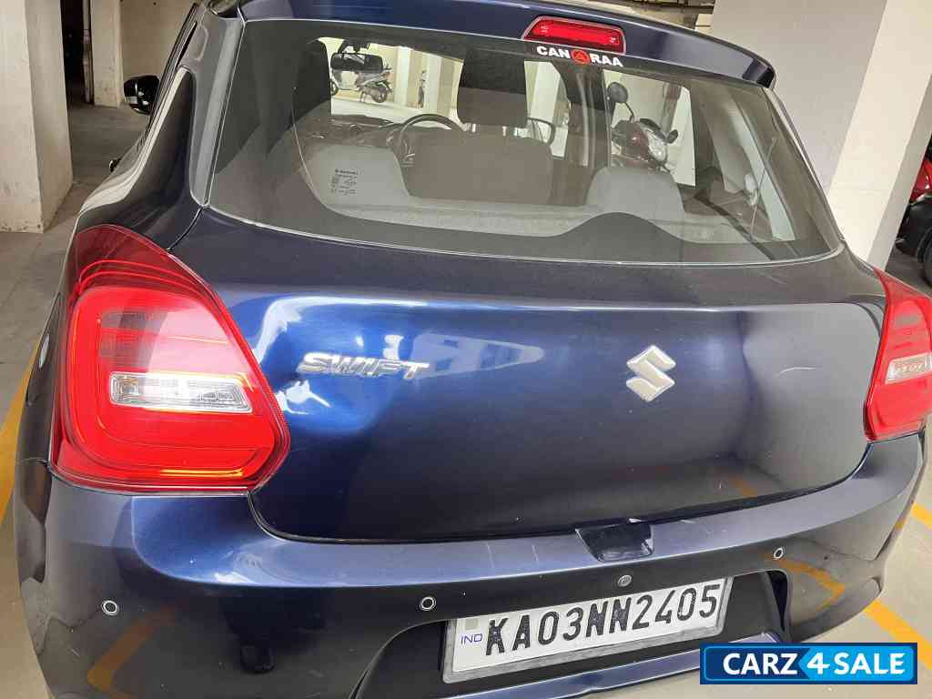 Maruti Suzuki Swift Vxi AT Maruti Suzuki Swift Vxi AT