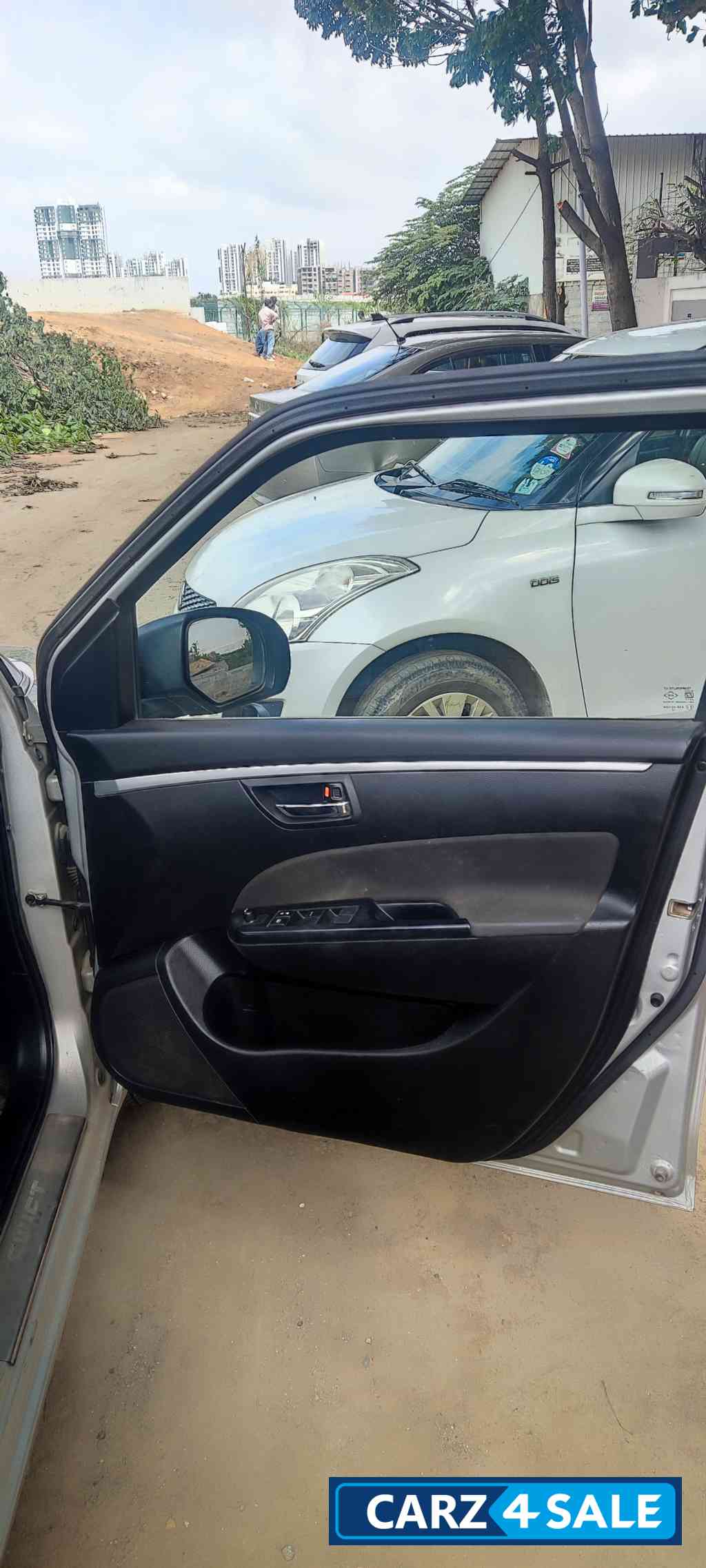 Maruti Suzuki Swift Maruti Suzuki Swift
