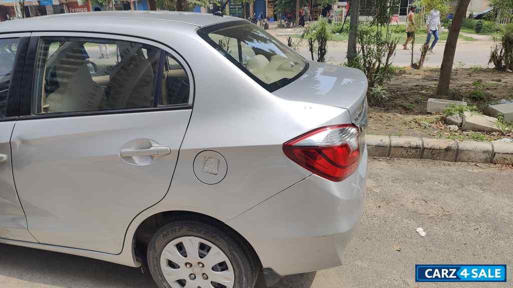 Honda Amaze S iVtec Honda Amaze S iVtec