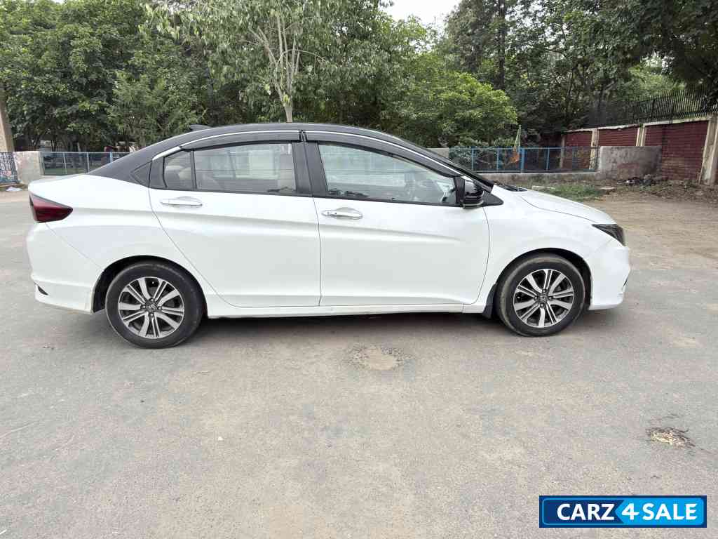 Honda City v automatc