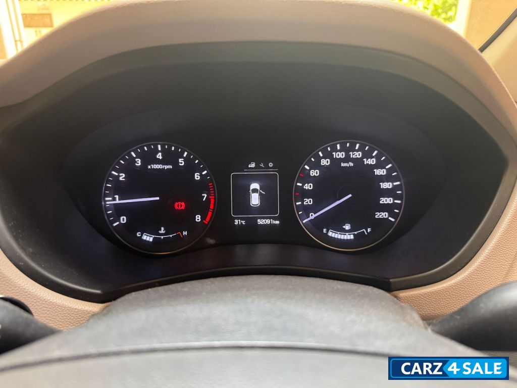 White Hyundai Elite i20 Asta Optional