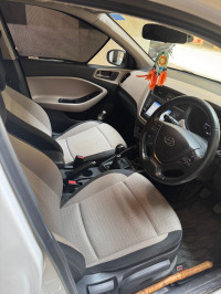 White Hyundai Elite i20 Asta Optional