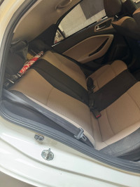 White Hyundai Elite i20 Asta Optional