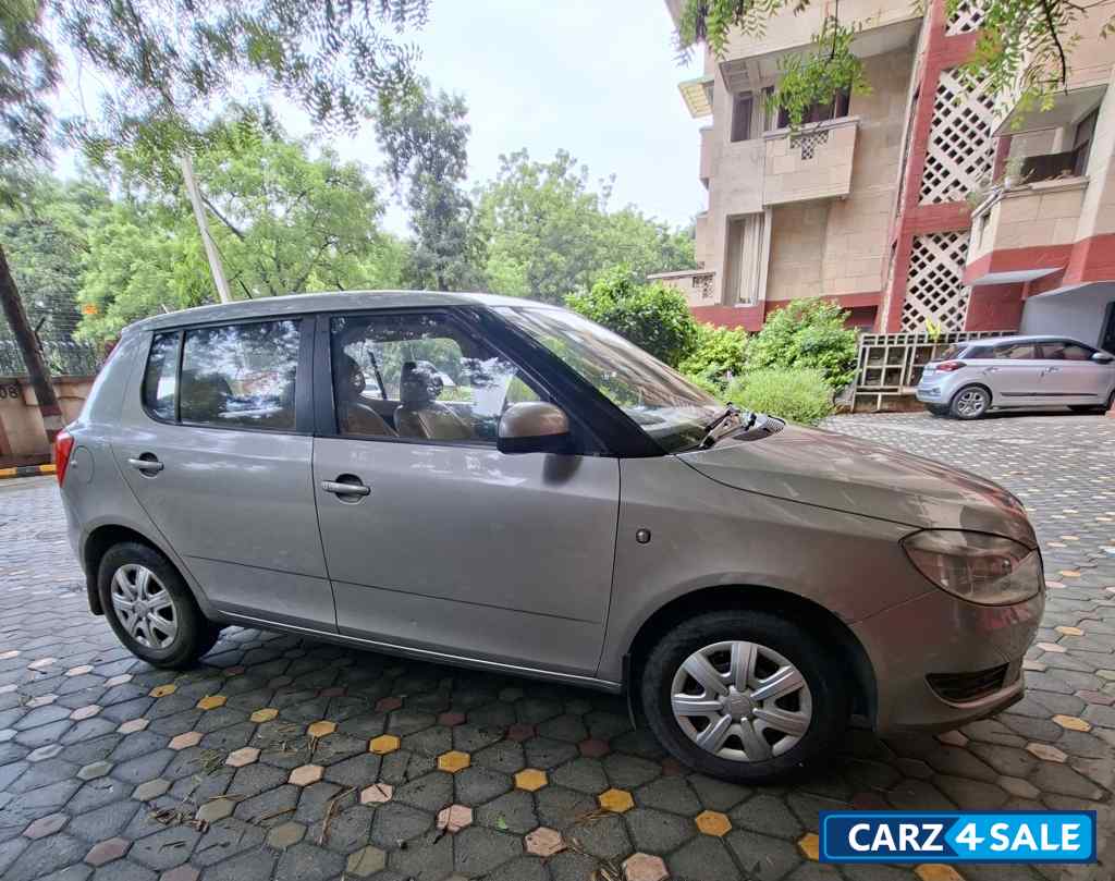 Silver Skoda Fabia Ambient Silver Skoda Fabia Ambient