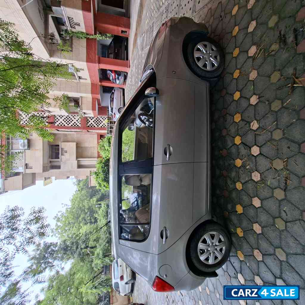 Silver Skoda Fabia Ambient Silver Skoda Fabia Ambient