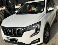 Mahindra XUV700 AX7 AWD AT