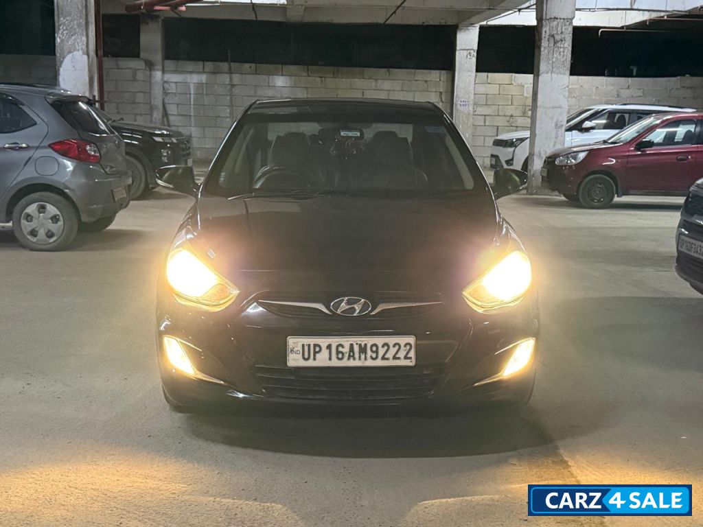 Thunder Black Hyundai Verna VTVT 1.6 Thunder Black Hyundai Verna VTVT 1.6