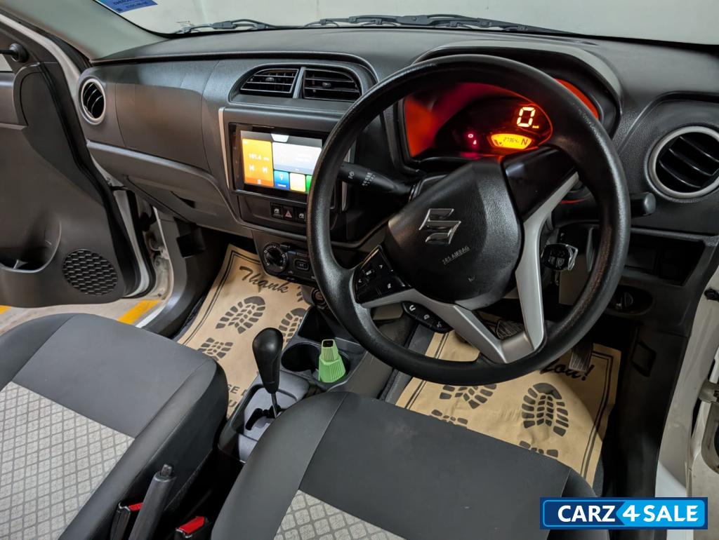 White Maruti Suzuki Alto K10 VXI PLUS