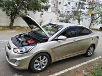 Hyundai Verna 1.6 CrDi SX