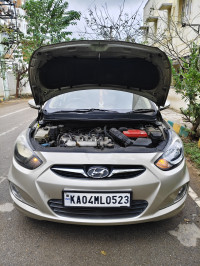 Hyundai Verna 1.6 CrDi SX