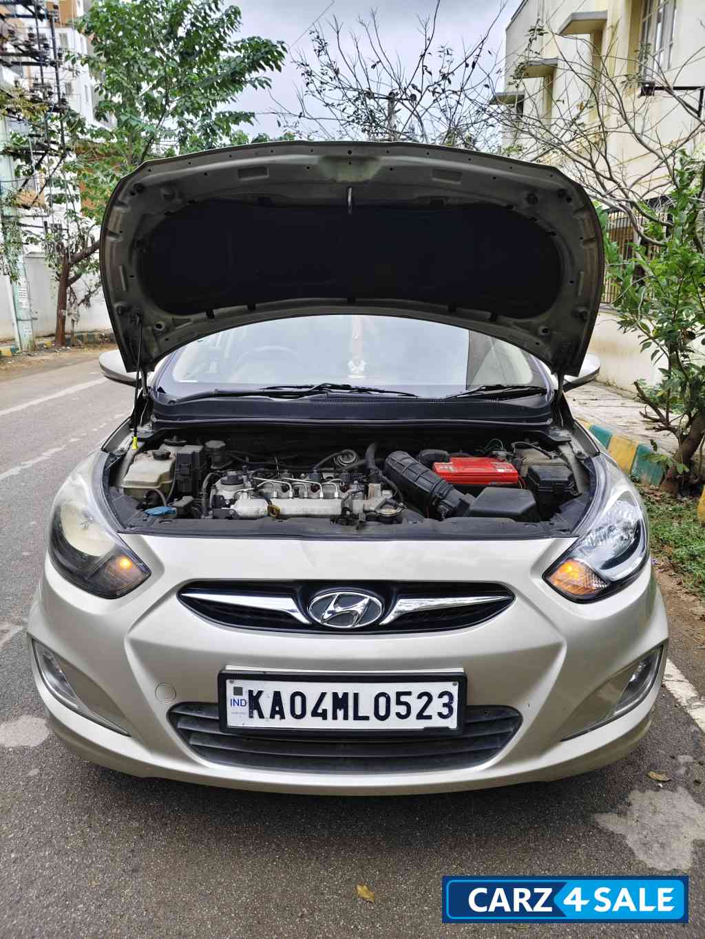 Hyundai Verna 1.6 CrDi SX