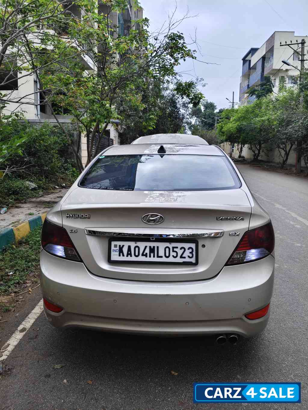 Hyundai Verna 1.6 CrDi SX