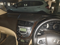 Hyundai Verna 1.6 CrDi SX