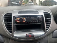 White Hyundai i10 Era