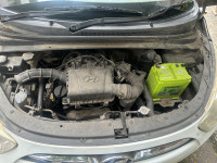 White Hyundai i10 Era