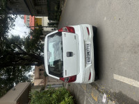 White Hyundai i10 Era