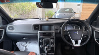 Volvo S60 Cross country inscription