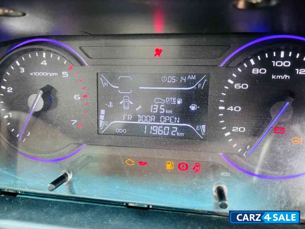 Mahindra Marazzo M2 Diesel Mahindra Marazzo M2 Diesel