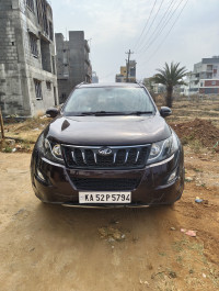 Mengenta Mahindra XUV 500 W6 2.2 fwd doctor maintained