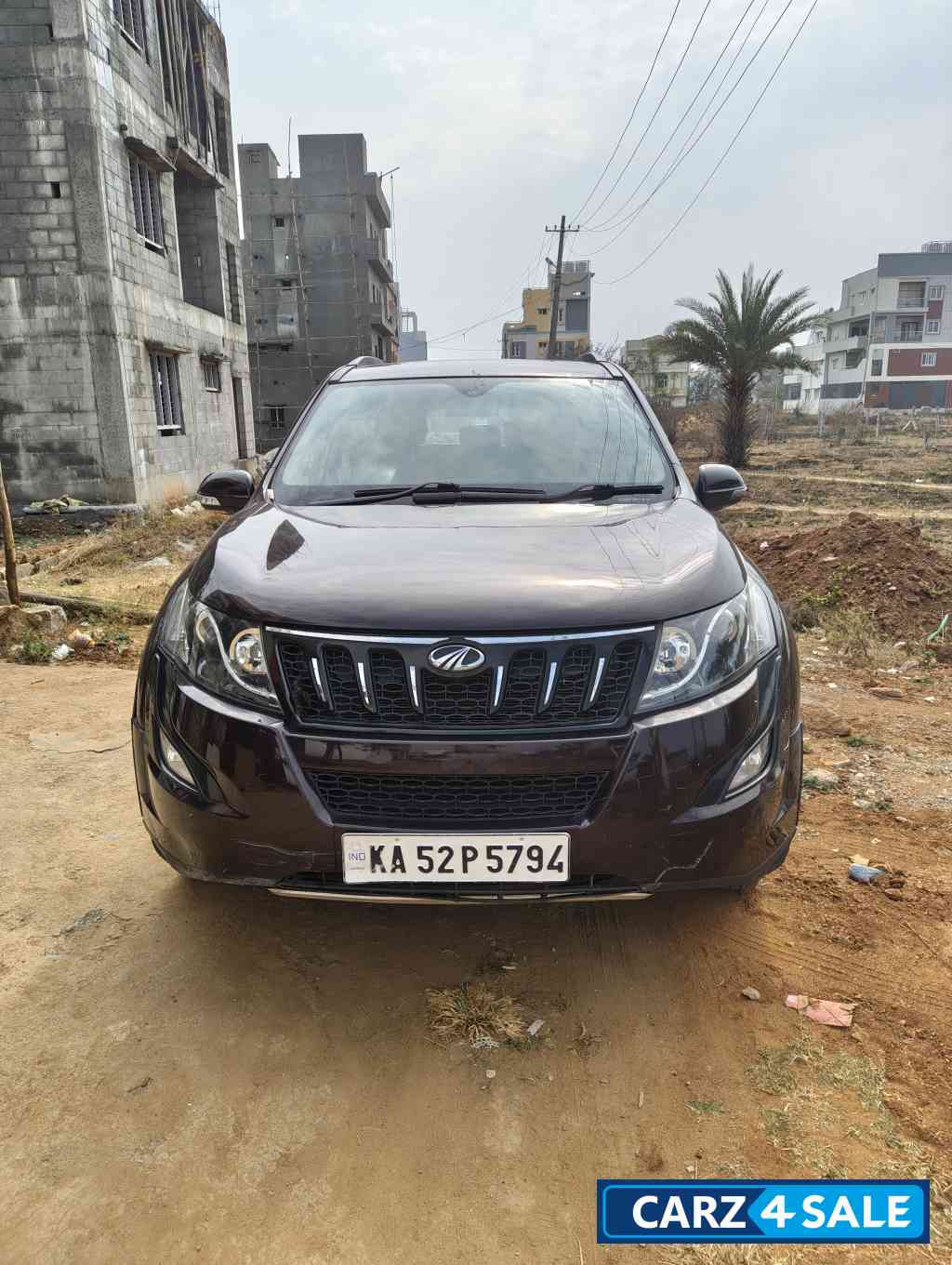 Mengenta Mahindra XUV 500 W6 2.2 fwd doctor maintained Mengenta Mahindra XUV 500 W6 2.2 fwd doctor maintained