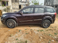 Mengenta Mahindra XUV 500 W6 2.2 fwd doctor maintained