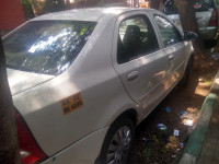 White Toyota  Etios GD 2014