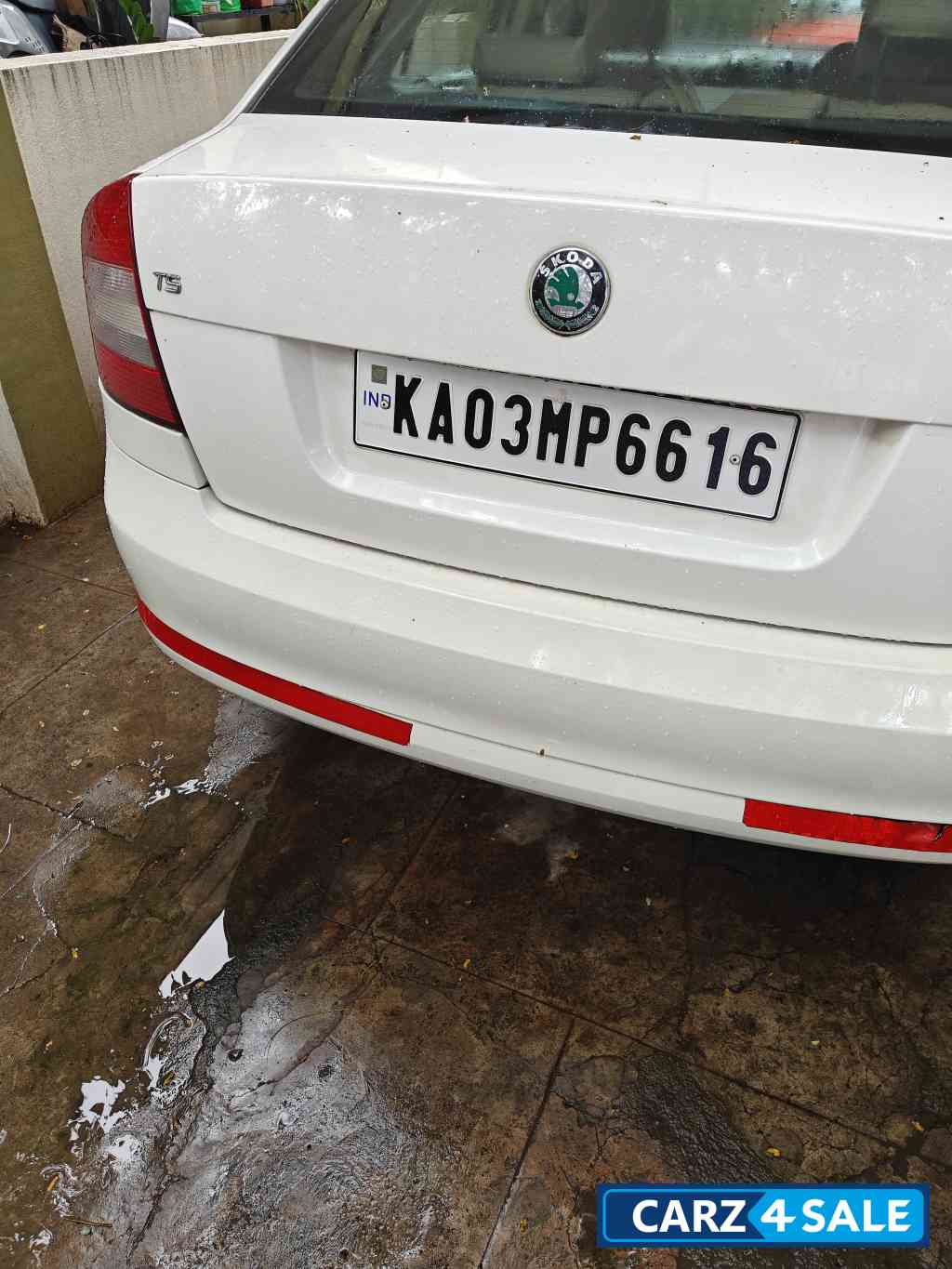 Skoda Laura 1.8 active petrol