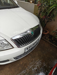 Skoda Laura 1.8 active petrol