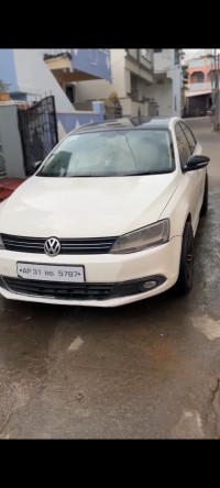 Volkswagen Jetta 2.0 TDI Highline