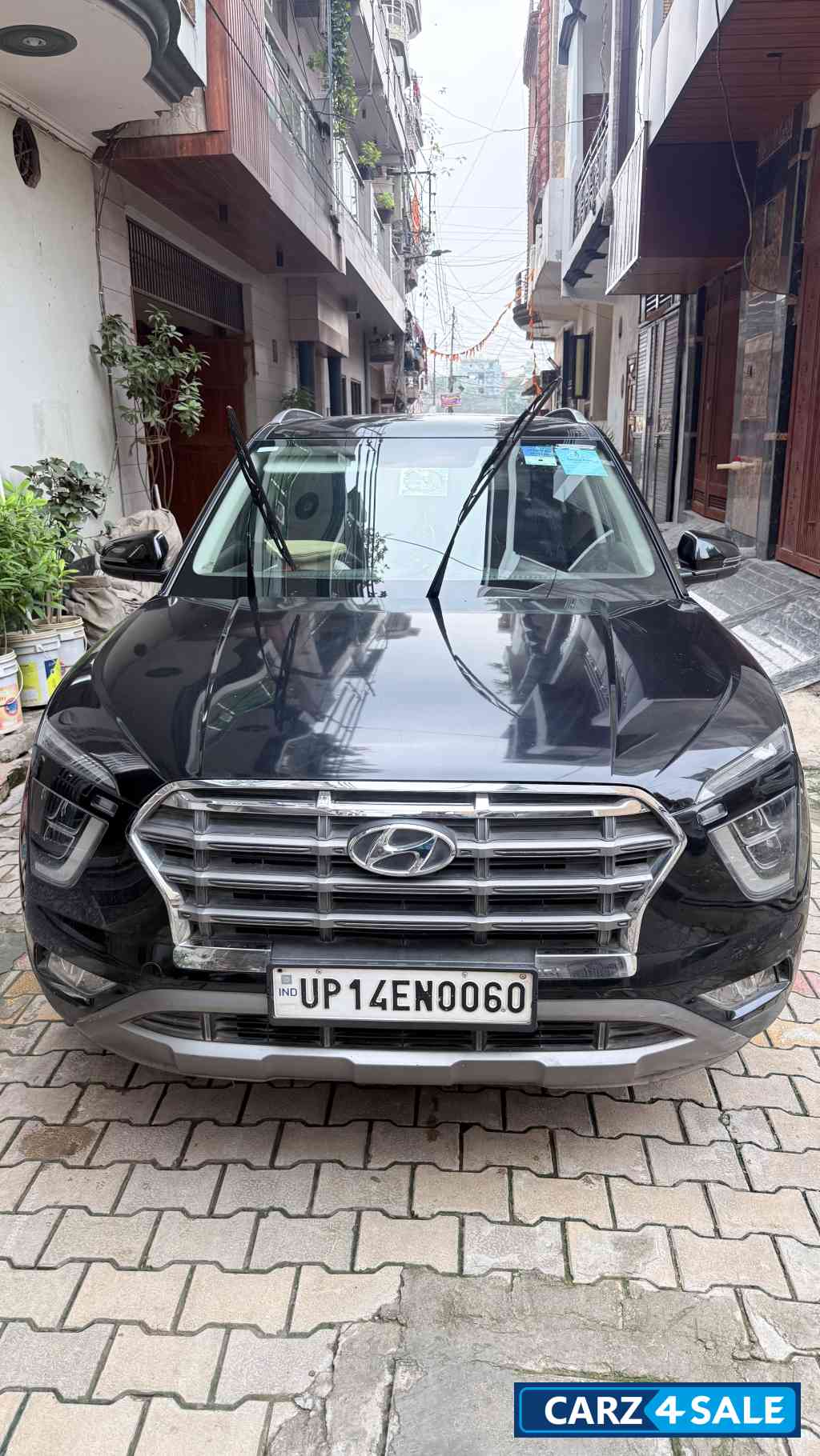 Black Hyundai Creta Sx ivt 1.5 petrol Black Hyundai Creta Sx ivt 1.5 petrol