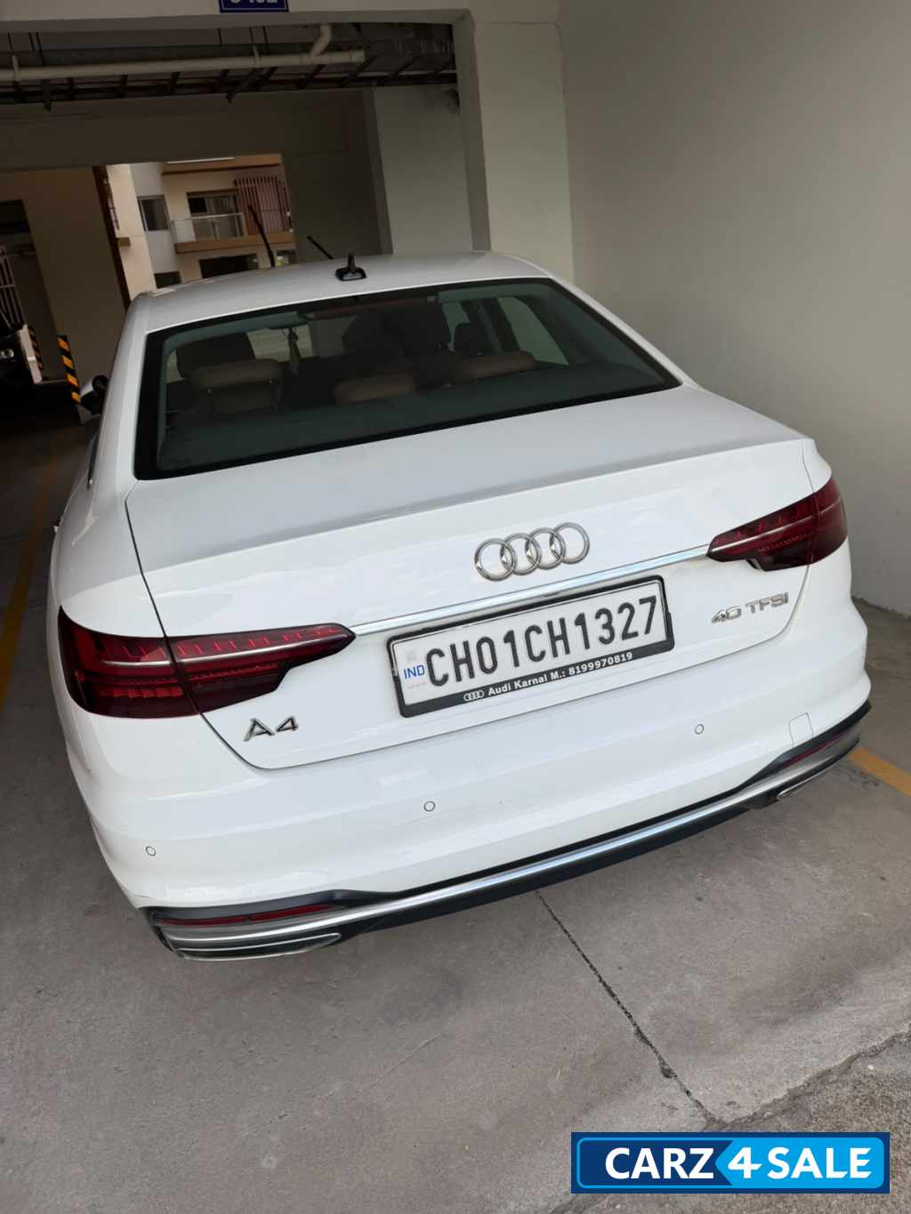 White Audi A4 TDI PREMIUM White Audi A4 TDI PREMIUM