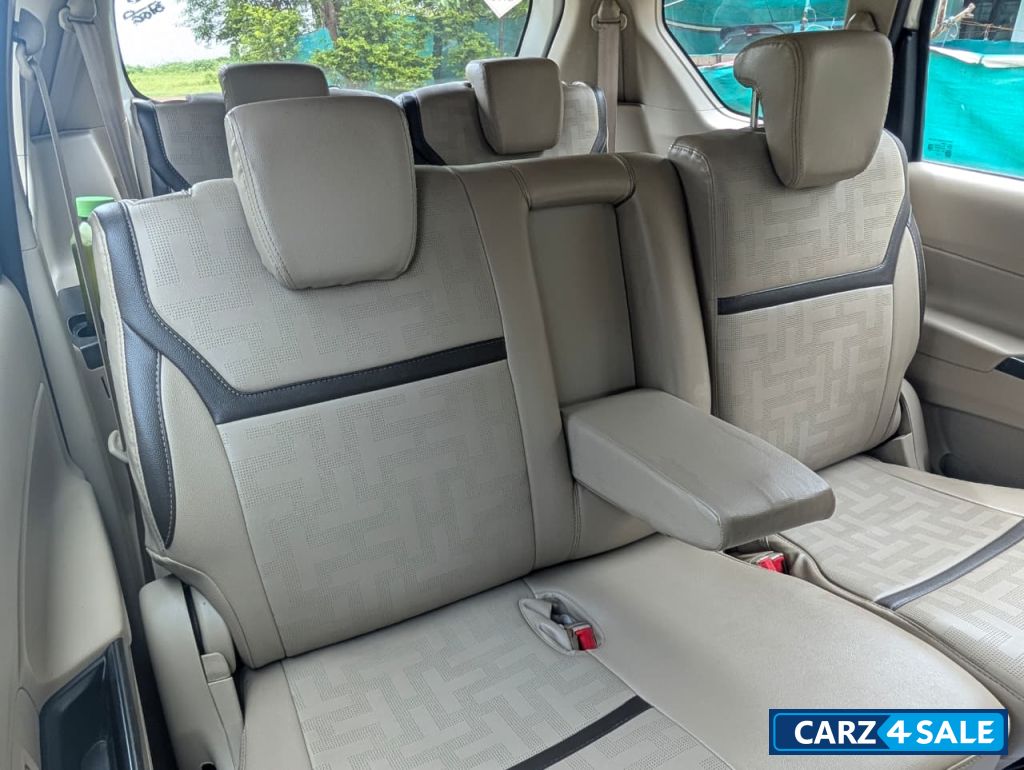 Maruti Suzuki Ertiga VXI CNG