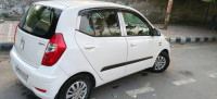 White Hyundai i10 1.1 IRDA2
