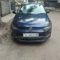 Volkswagen Polo Highline 1.2 petrol 2015 Model