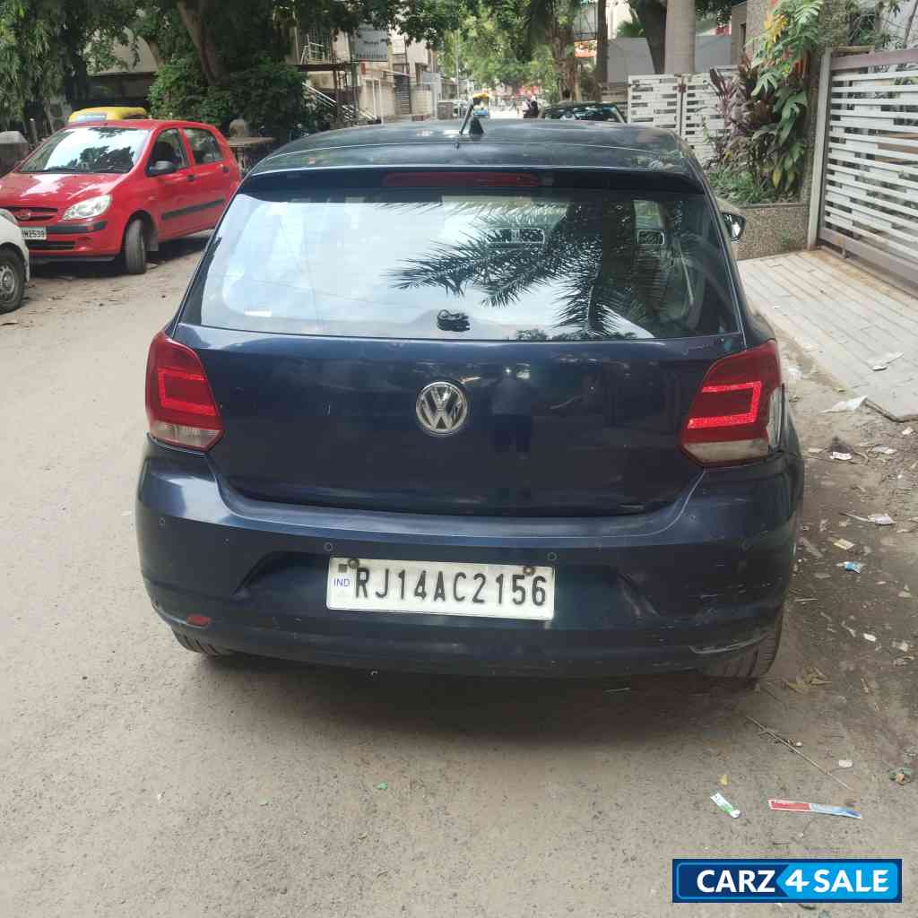 Night Blue Volkswagen Polo Highline 1.2 petrol