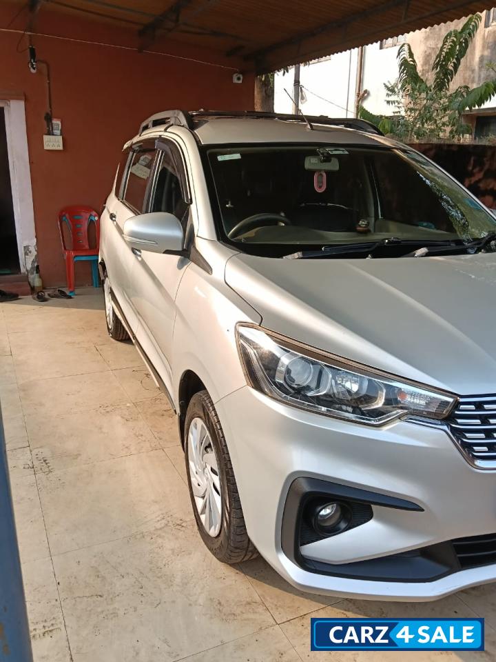Silver Maruti Suzuki Ertiga Cng