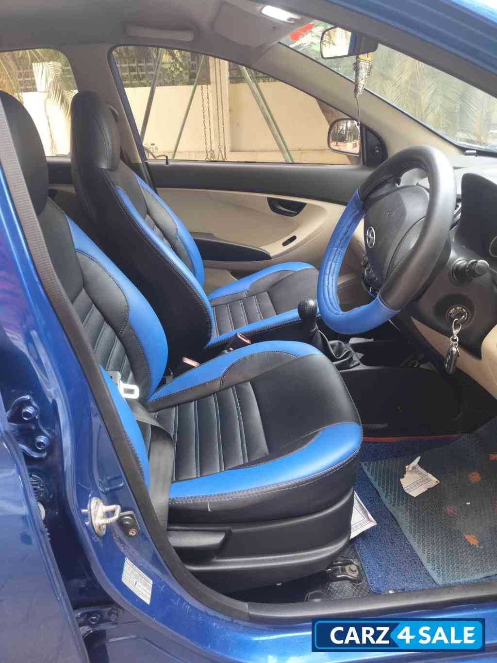 Blue Hyundai Eon 2013 MAGNA LPG+ PETROL Blue Hyundai Eon 2013 MAGNA LPG+ PETROL