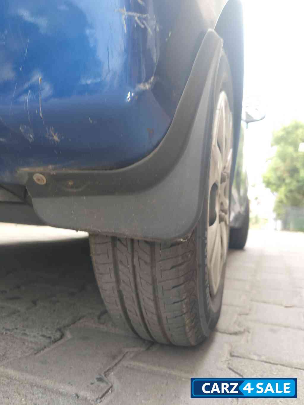 Blue Hyundai Eon 2013 MAGNA LPG+ PETROL Blue Hyundai Eon 2013 MAGNA LPG+ PETROL