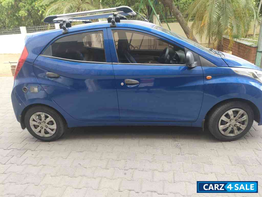Blue Hyundai Eon 2013 MAGNA LPG+ PETROL Blue Hyundai Eon 2013 MAGNA LPG+ PETROL