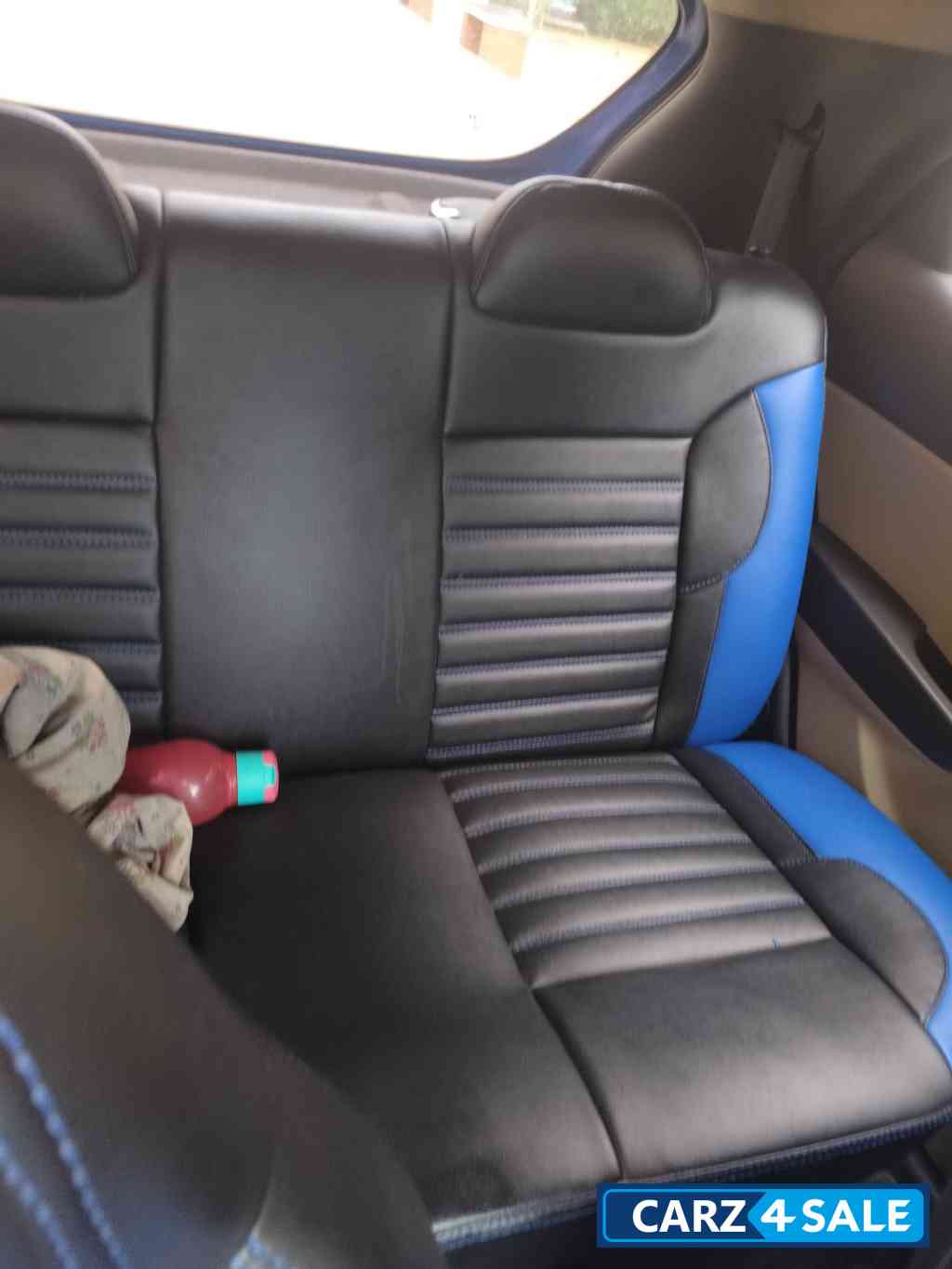 Blue Hyundai Eon 2013 MAGNA LPG+ PETROL Blue Hyundai Eon 2013 MAGNA LPG+ PETROL