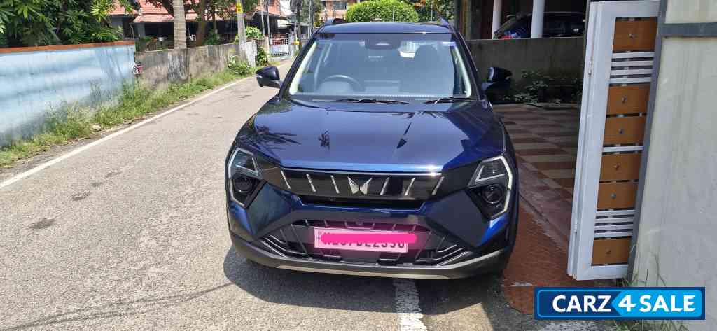 Nebula Blue Mahindra XUV 3XO AX5L AT Nebula Blue Mahindra XUV 3XO AX5L AT