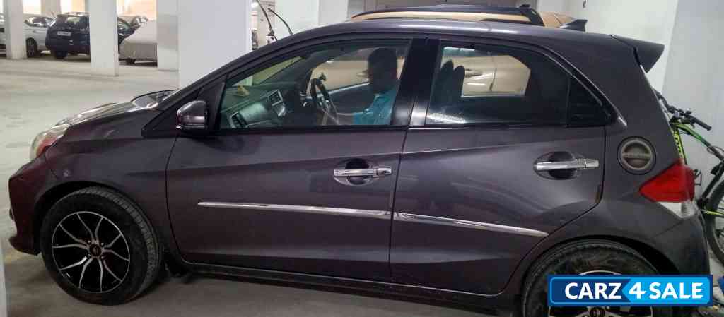 Honda Brio VT AT Honda Brio VT AT