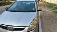 Silver Hyundai i20 Magna