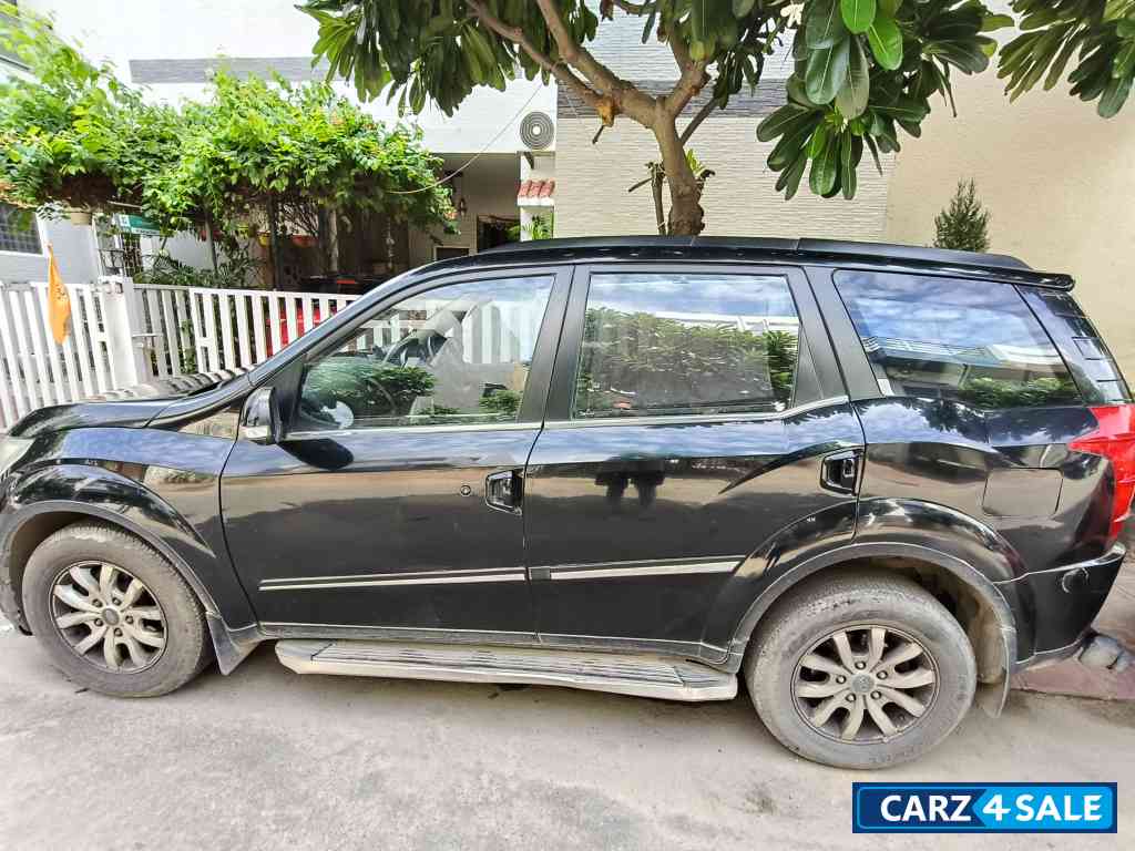 Mahindra XUV 500 W10 Mahindra XUV 500 W10