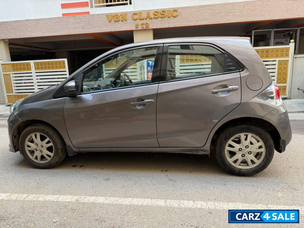 Bronze Honda Brio VX AT Bronze Honda Brio VX AT