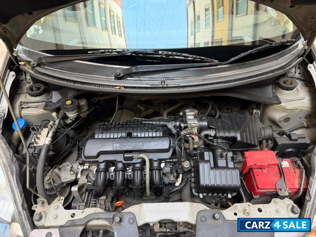 Bronze Honda Brio VX AT Bronze Honda Brio VX AT