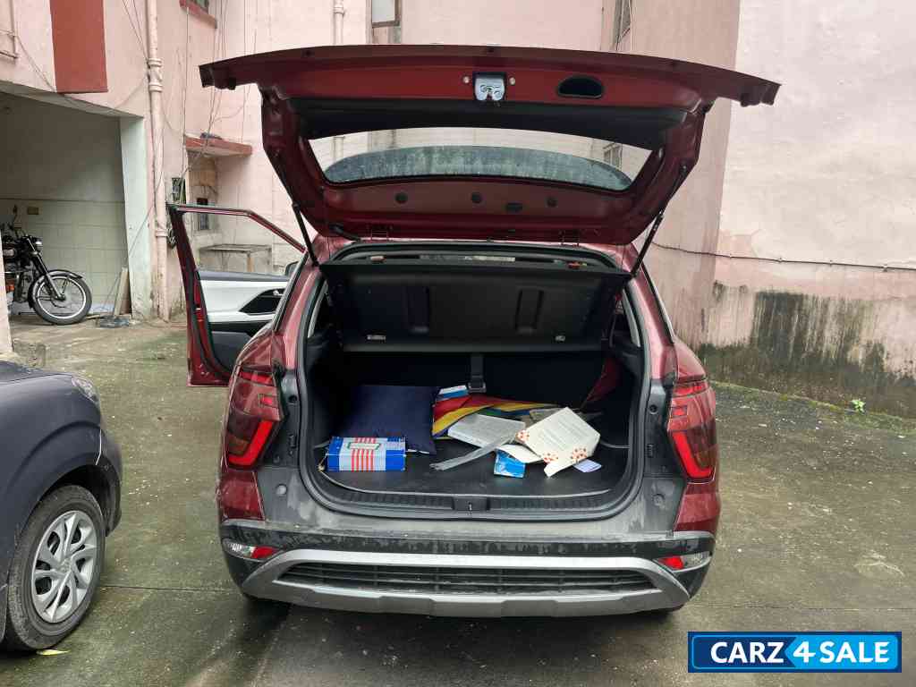 Mulberry Red Hyundai Creta S1.5 petrol Mulberry Red Hyundai Creta S1.5 petrol