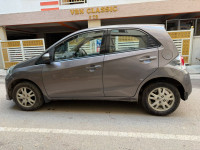 Honda Brio vx AT